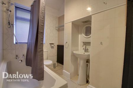 3 bedroom terraced house to rent - Photo 4