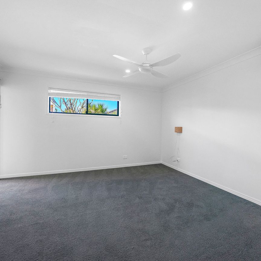 34 Kingarry Circuit, Merrimac QLD 4226 - House For Rent | Domain - Photo 1