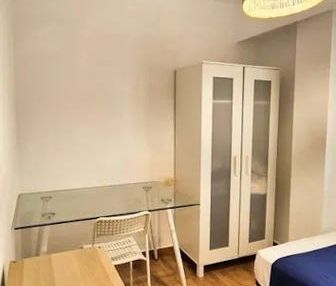 Carrer de Polo y Peyrolón, Valencia, Valencian Community 46021 - Photo 3