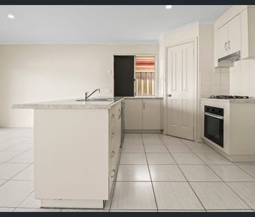 3 Bedroom Family Home - Photo 6