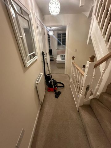 4 bedroom detached house to rent - Photo 4