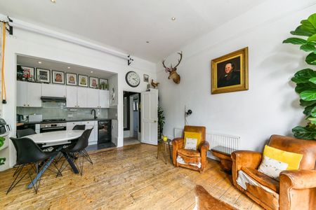 2 Bed Flat, Lancaster Road, W11 - Photo 5