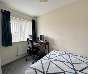 2 bedroom semi-detached house to rent - Photo 4