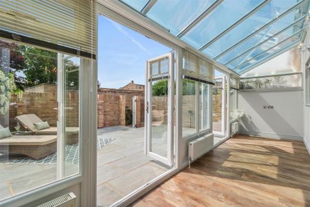 3 bedroom terraced house to rent - Photo 5