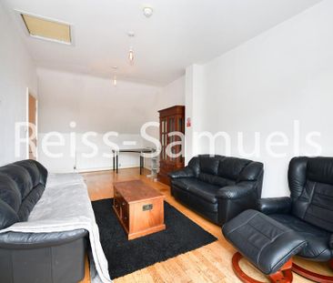 6 bedroom terraced house to rent - Photo 4