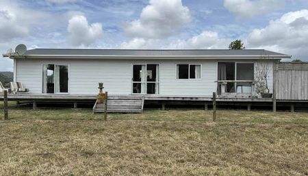 Welcome to your new home - Photo 3