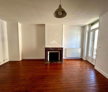 Location Appartement 4 pièces 73m² BORDEAUX 33000 - Photo 1