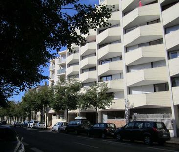 Location Appartement 1 pièce 30m² BORDEAUX 33800 - Photo 3