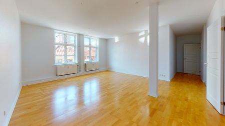 Centralt beliggende lejlighed i Aalborg med gode faciliteter - Foto 4