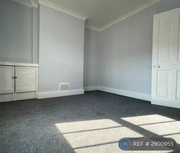 2 bedroom semi-detached house to rent - Photo 1