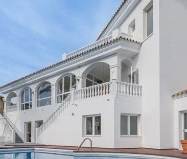 Luxury Villa for rent in Marbella Del Este, Andalusia - Photo 5