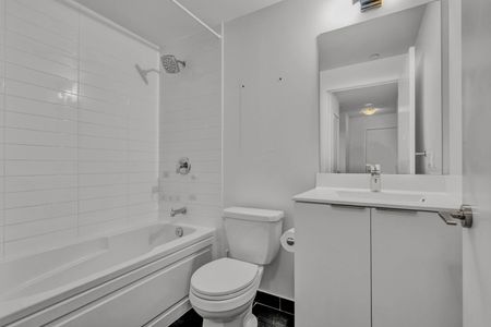 For Lease - 30 Shore Breeze Drive Unit# PH-07, Toronto, Ontario - Photo 2