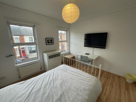 4 Larkstone Street, Belfast, BT9 7HP - Photo 5