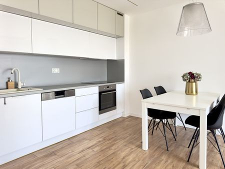 Komfortowe 2 pokojowe z balkonem w Luboniu - Photo 2