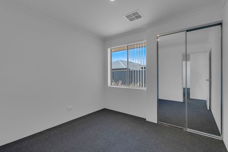 Spacious Four Bedroom Home for Lease - Photo 4