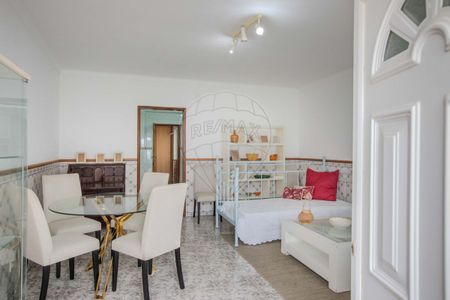 Moradia T2 em Setúbal - Photo 2