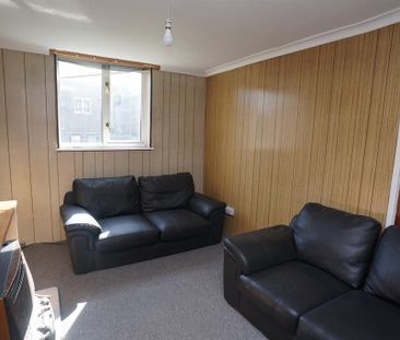 3 bedroom maisonette to rent - Photo 5