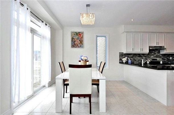 For Lease - 253 Rutherford Road, Bradford West Gwillimbury, Ontario - Photo 1