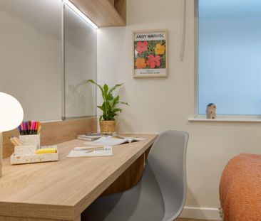 1 bedroom in a house share to rent - Photo 6