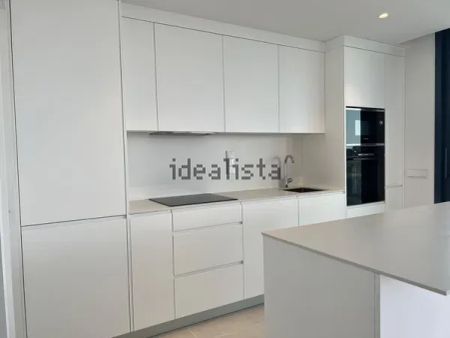 Alquiler de piso en Avenida 8 de Marzo - Photo 2