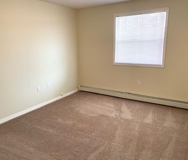 Cozy Red Deer Condo! 2 Bedrooms! Close to The Hospital! AMAZING VIEWS! - Photo 6