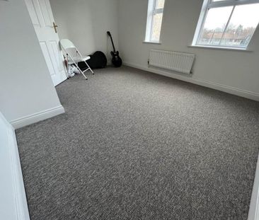 4 bedroom house to rent - Photo 3