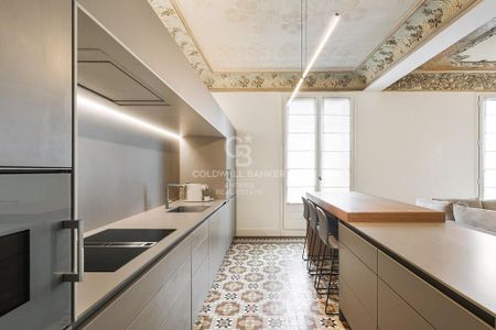 4 room luxury penthouse for rent in Barcelona, Spain - Photo 2