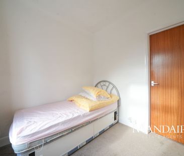 Queens Walk, Woodston, Peterborough - Photo 4