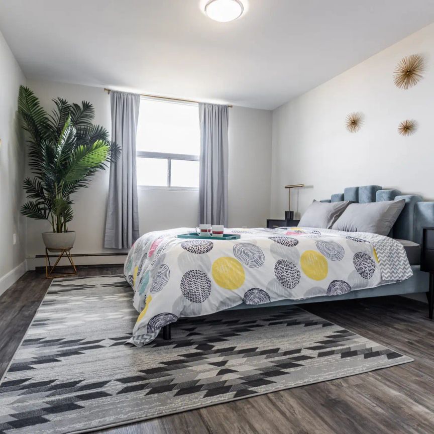 One Bedroom Units - Photo 1