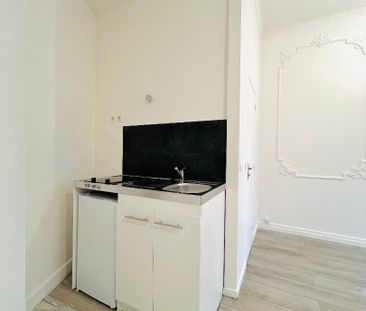 Location Appartement 1 pièce 21m² - Photo 4
