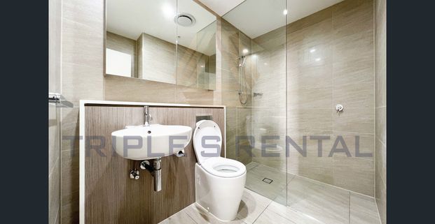 Unfurnished One Bedroom + Study Apartment | Desirable North Aspect | Oversized Extra Study | Fridge Included - Photo 1