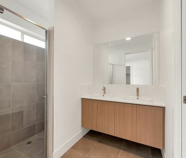 Newly Built, Modern and Move-In Ready - Photo 3