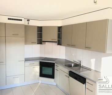 NICE AND SPACIOUS 4½-ROOM APARTMENT - Photo 3