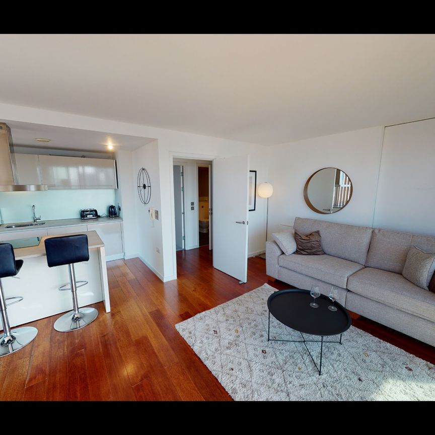 2 Bed Flat, Beetham Tower, M3 - Photo 1