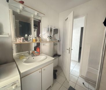 Location Appartement 1 pièce 34m² CAMPS LA SOURCE 83170 - Photo 5