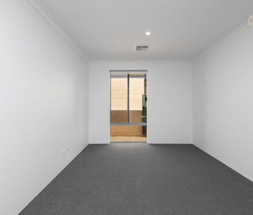 WALK TO COLES @ $800 per week - Photo 3