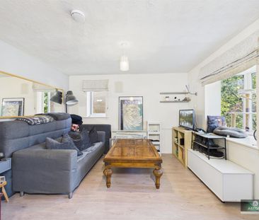 Dakin Close, Maidenbower - Photo 3