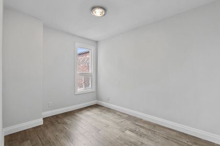 For Lease - 375 Westmoreland Avenue, Toronto, Ontario - Photo 5