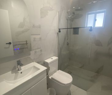 1 BEDROOM STUDIO - Photo 6