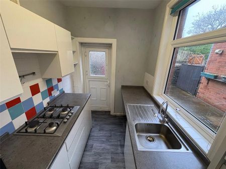 2 bedroom terraced house to rent - Photo 5