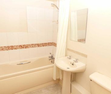 2 bedroom apartment to rent - Photo 6