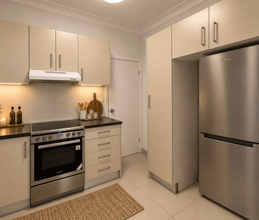 Freshly Painted 3 Bedroom Rear Home - Photo 5