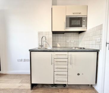 Studio to rent - Photo 4