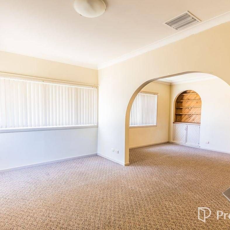 3 Bedroom House - South Tamworth - Photo 1