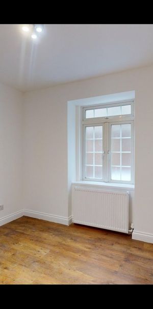 2 Bed Flat, Portland Road, SE25 - Photo 1