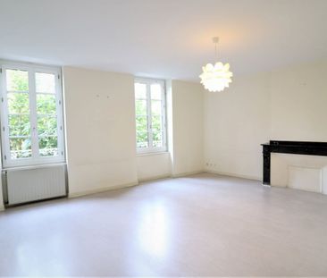 APT T3 - PLACE DU PALAIS - Photo 1