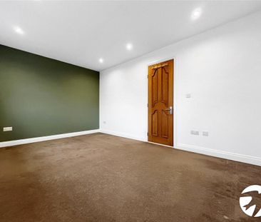 3 bedroom detached house to rent - Photo 6