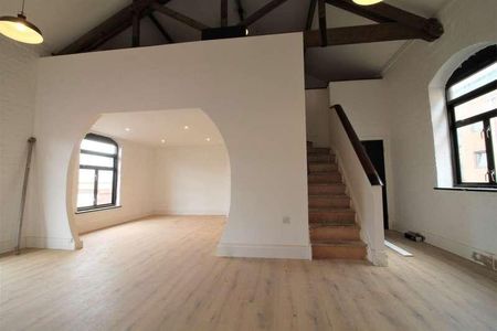 Tennial Wharf, Ludgate Hill, St Pauls Square, B3 - Photo 2