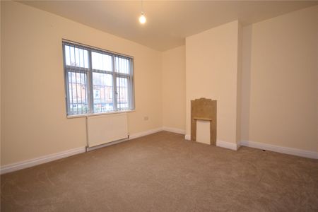 33, Woodlea Mount, Beeston, Leeds, LS11 7NT - Photo 5