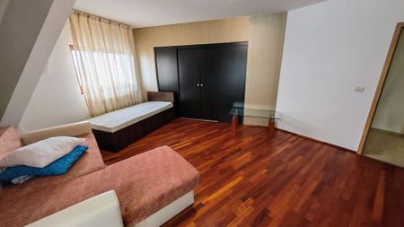 Apartament cu 3 camere de închiriat - Fotografie 5